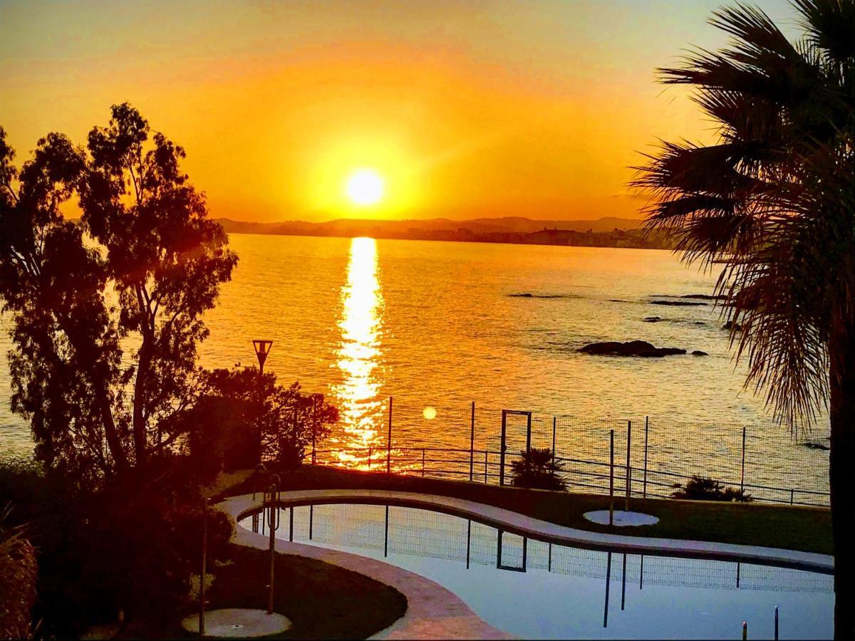 Relax Frente Al Mar Apartment เบนัลมาเดนา ภายนอก รูปภาพ