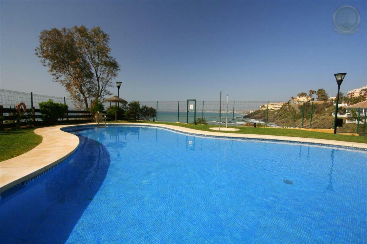 Relax Frente Al Mar Apartment เบนัลมาเดนา ภายนอก รูปภาพ