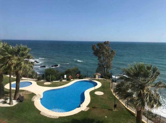 Relax Frente Al Mar Apartment เบนัลมาเดนา ภายนอก รูปภาพ